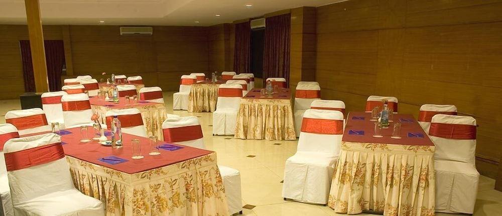 Ramanashree Brunton Hotel Bangalore Exterior photo