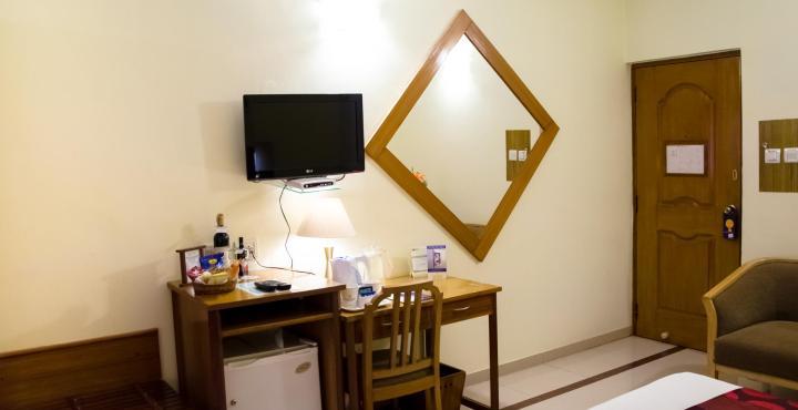 Ramanashree Brunton Hotel Bangalore Exterior photo